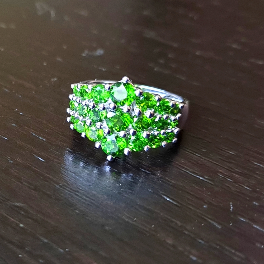 Sterling Silver & Chrome Diopside Ring • size 6.75